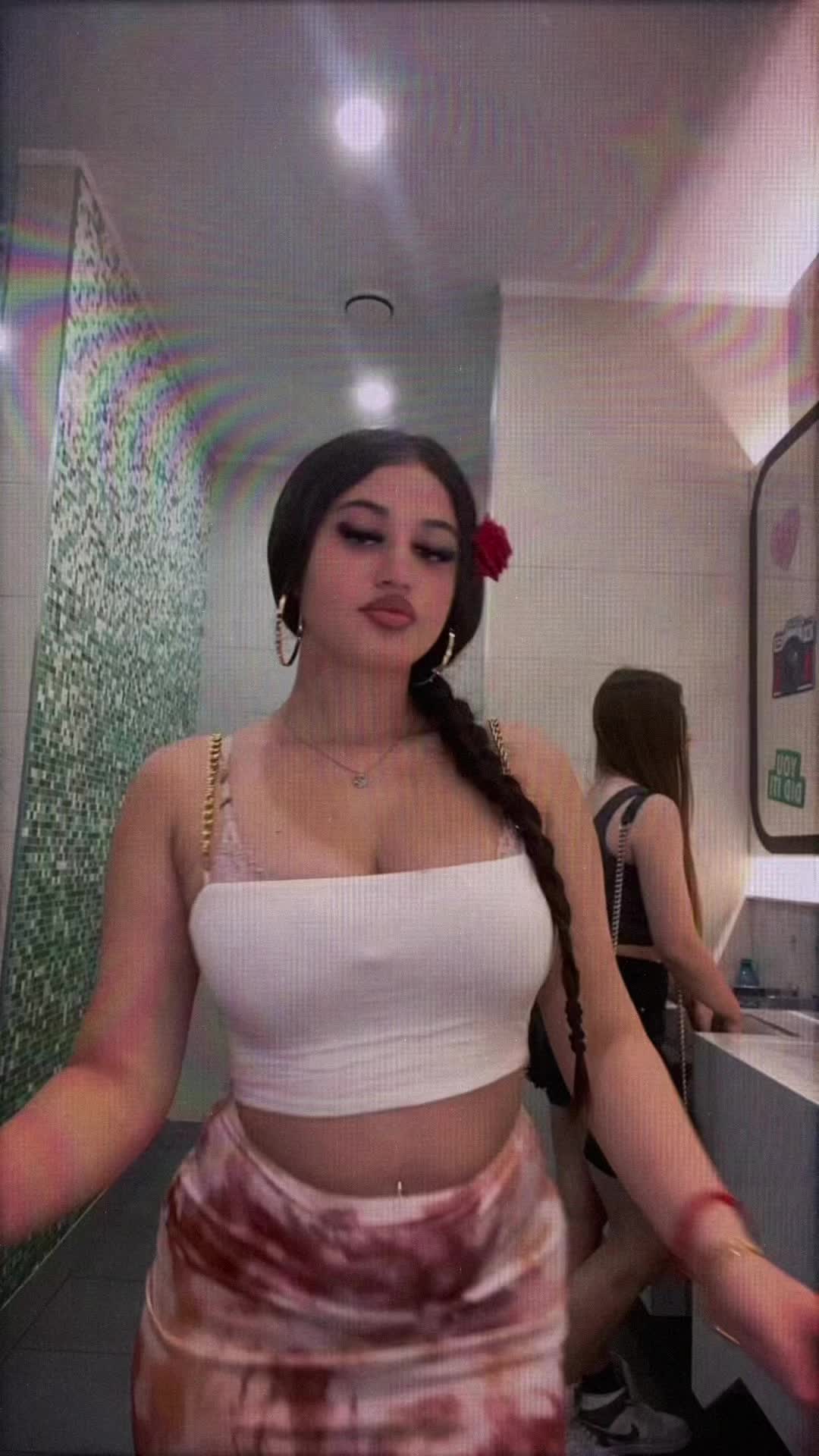 @🤍⚜️𝒜𝓃𝒹𝓇𝒶🤍⚜️