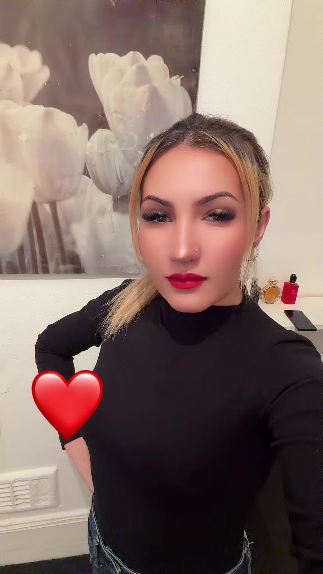 @Alexandra Nikolas Ianis