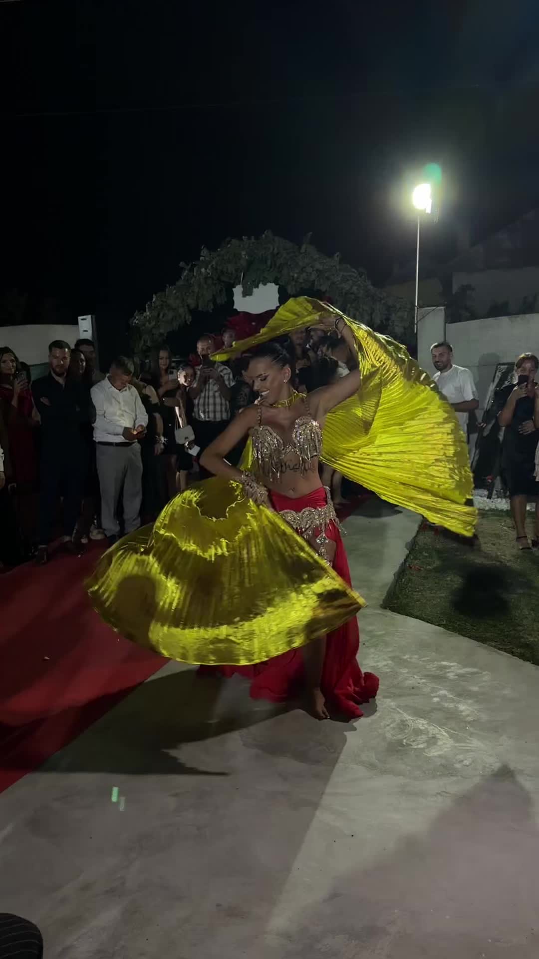 @Ceremia26002_bellydancer