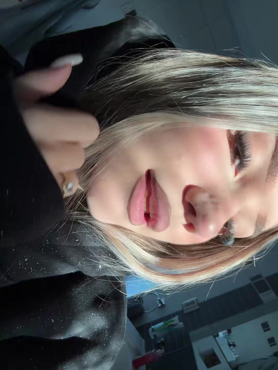 @nikolka