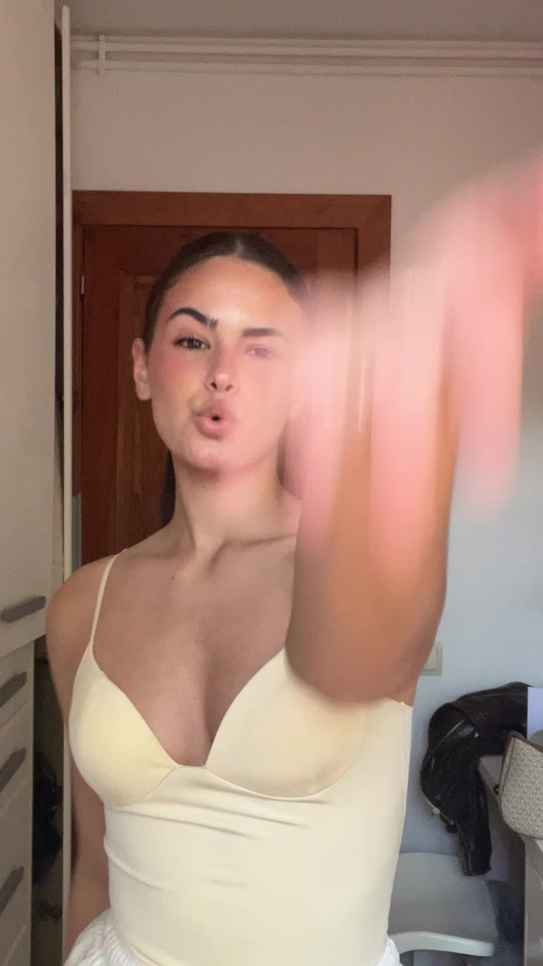 @Julss