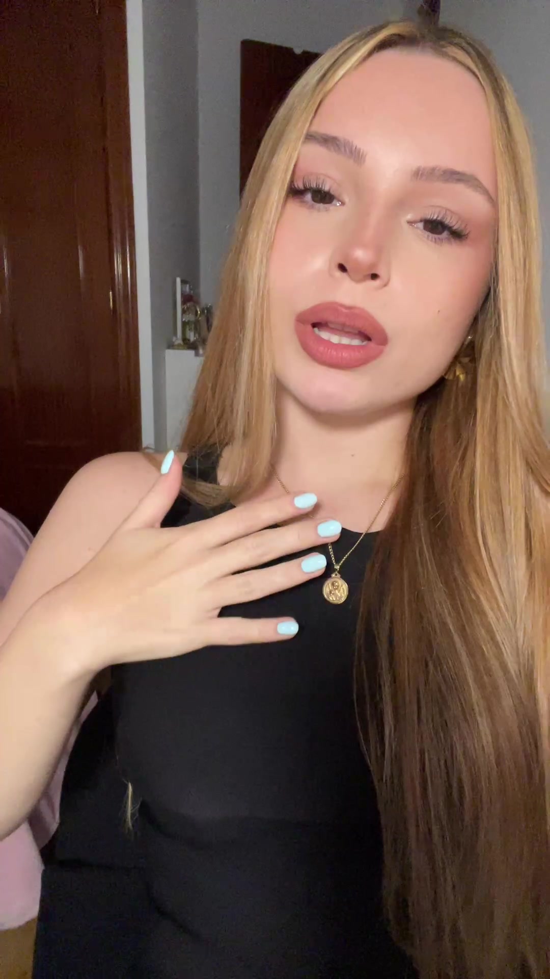 @🧚🏼♀️