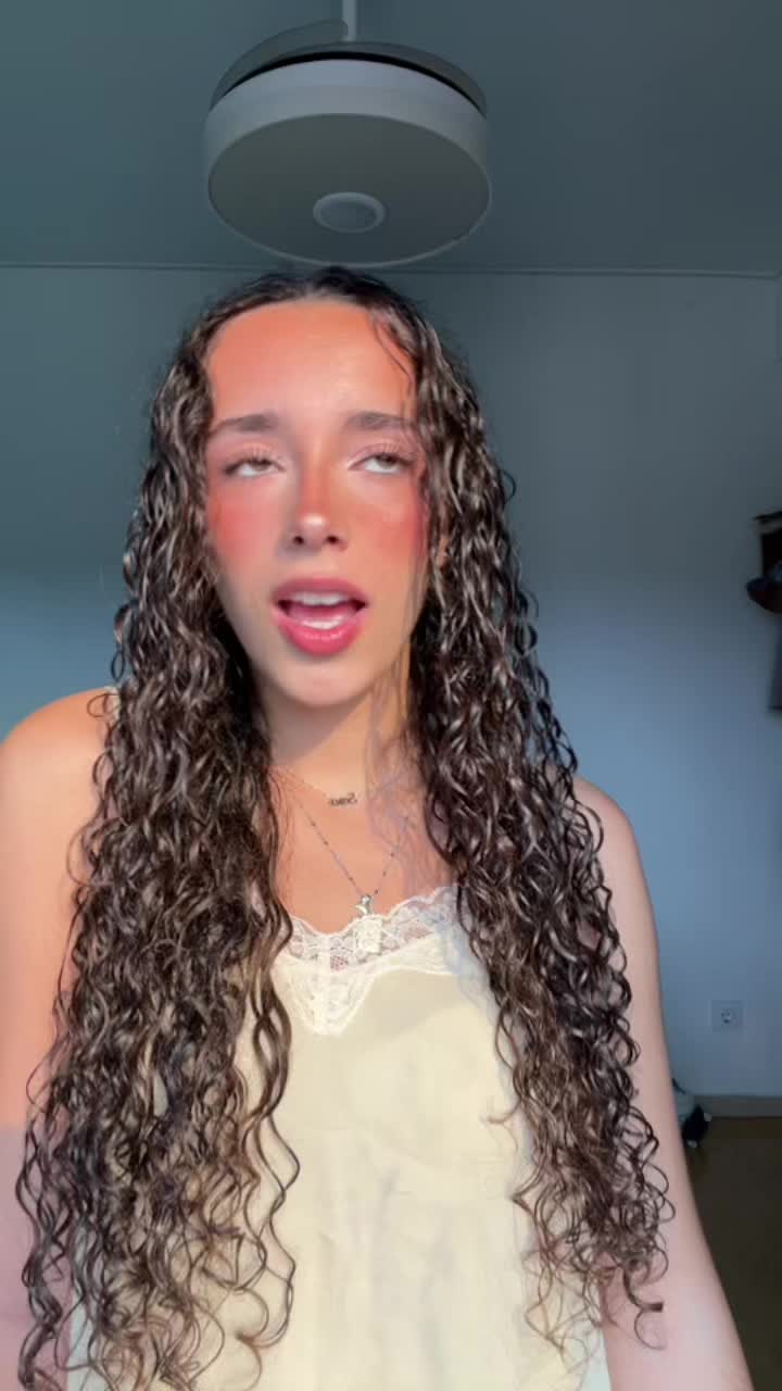 @chachipistachi__