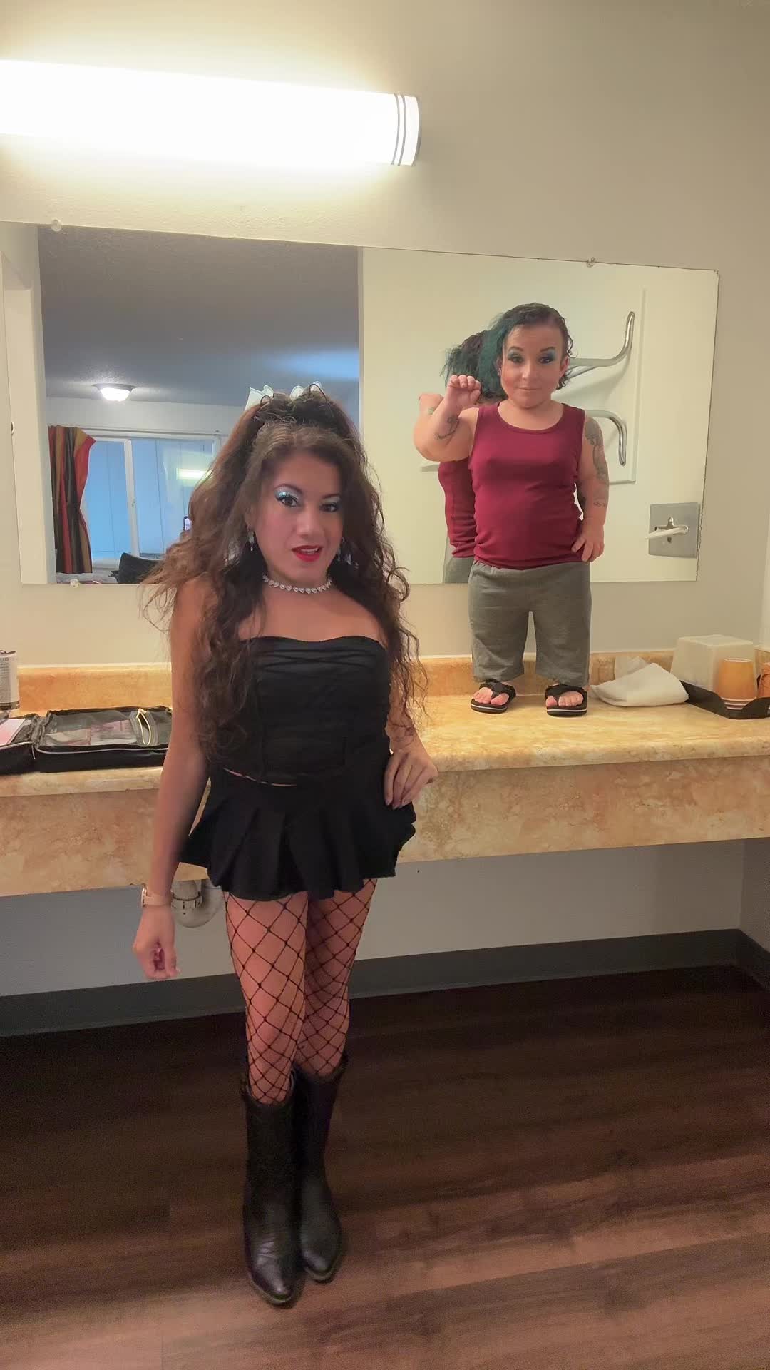 @lovelilahart