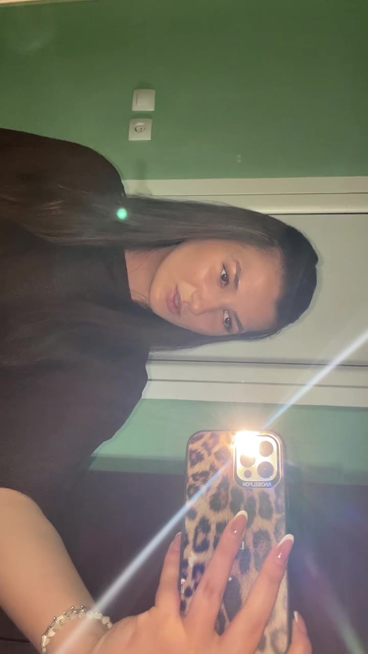 @𝑰𝒗𝒆𝒕