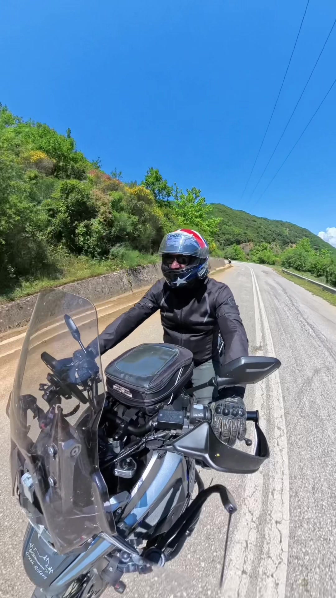 @Alex_vstrom_rider