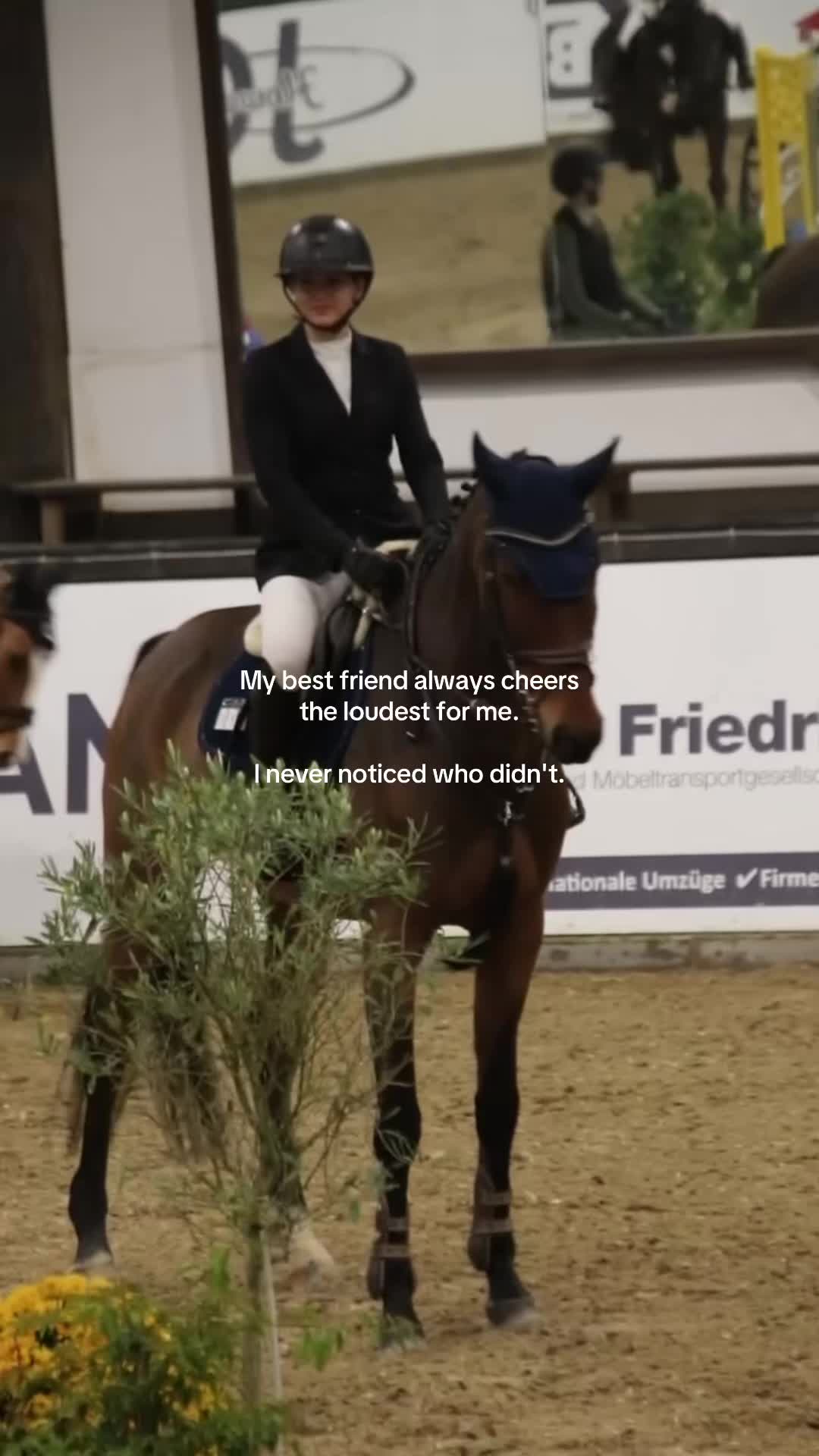 @LUNA WEBER