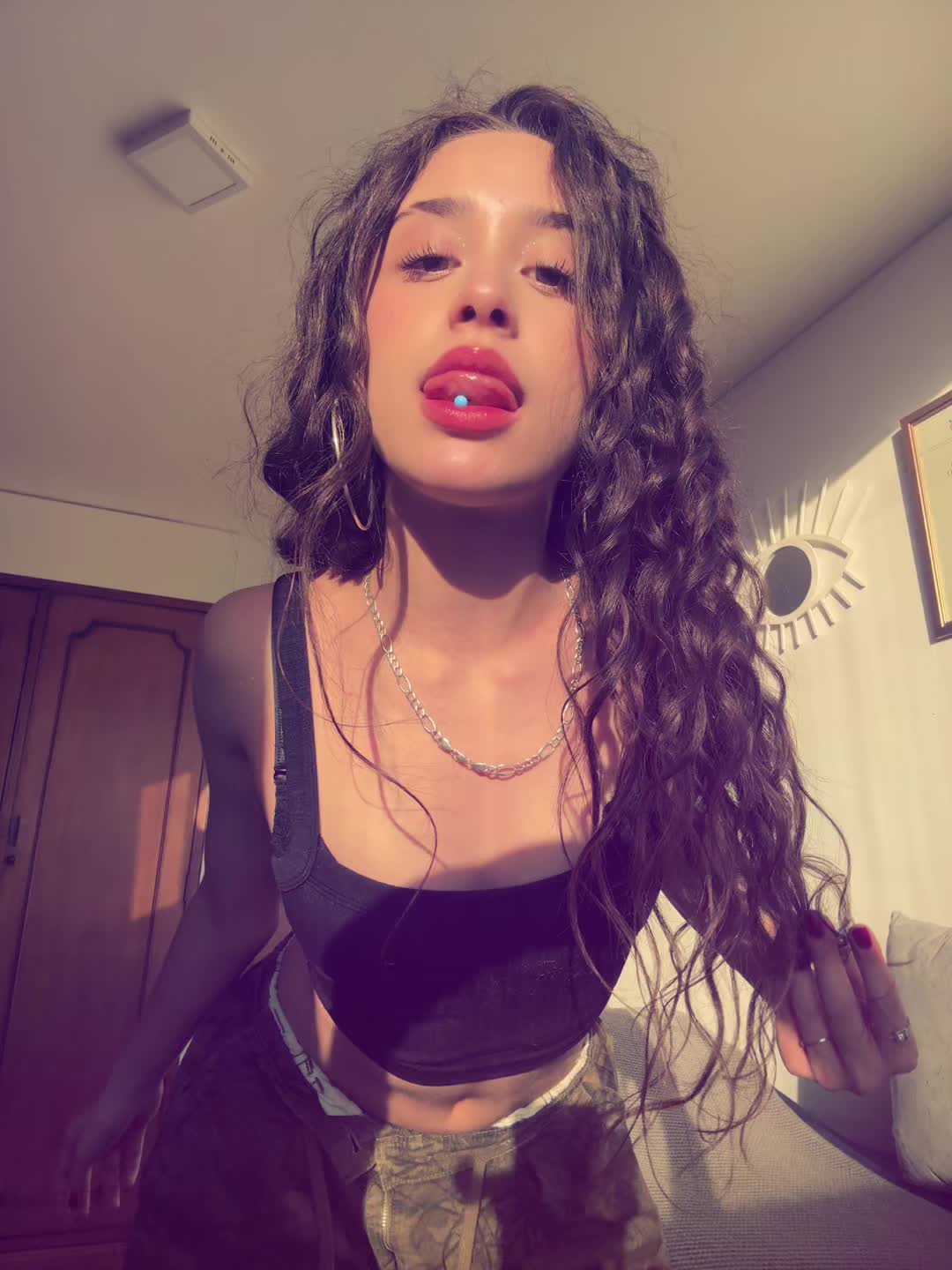 @valeria_🪬