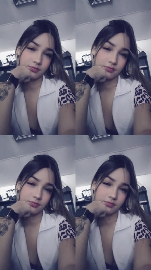 @Alexa👑