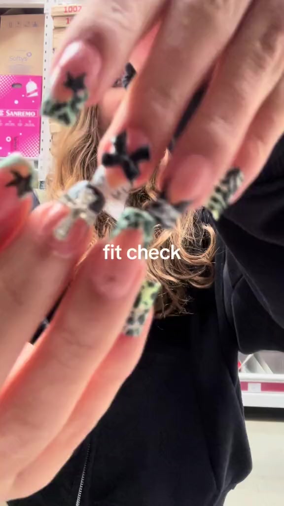 @tina