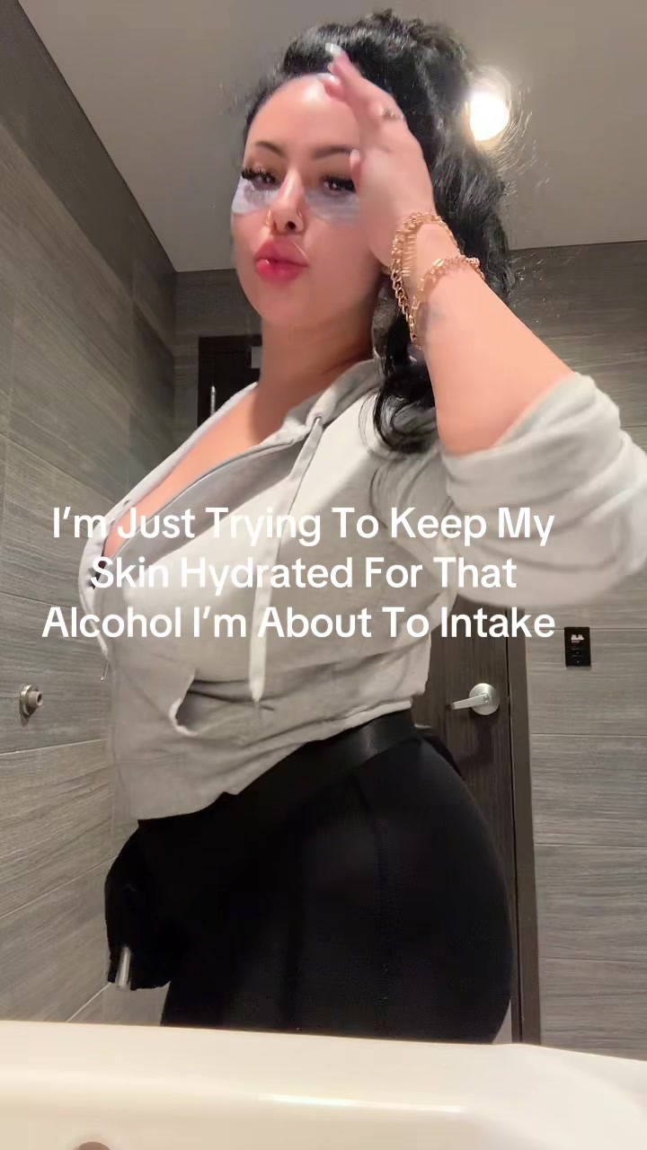 @Nɑy🤎