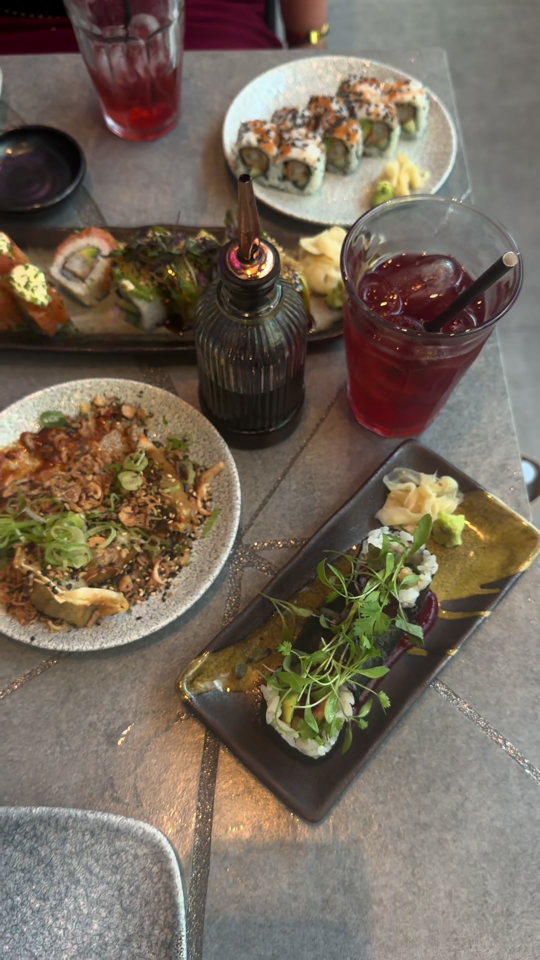 @Luiza