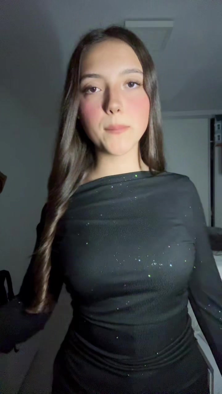 @𝐜𝐥𝐚𝐮𝐝𝐢𝐚 𝐡𝐞𝐫𝐫𝐚𝐧𝐳
