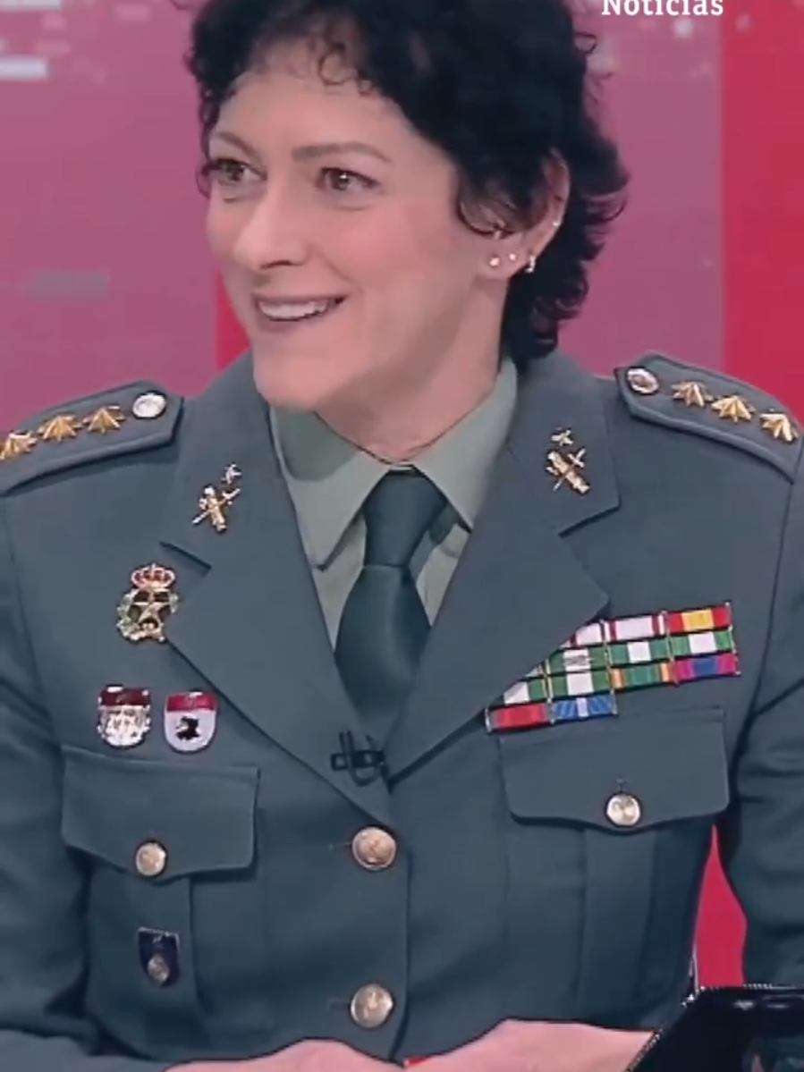 @MUJER Y GUARDIA CIVIL 🇪🇦
