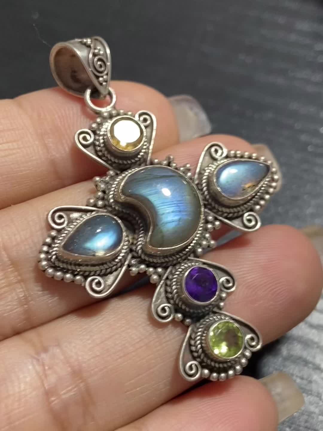 @Coco’s Jewelry