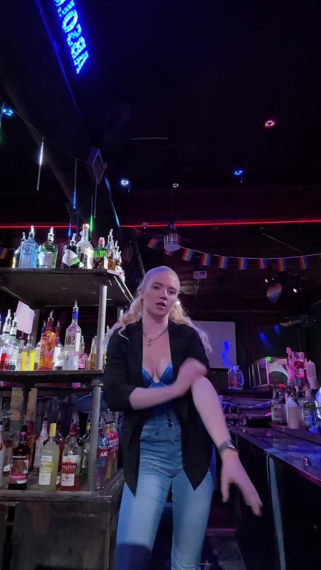 @AJ!