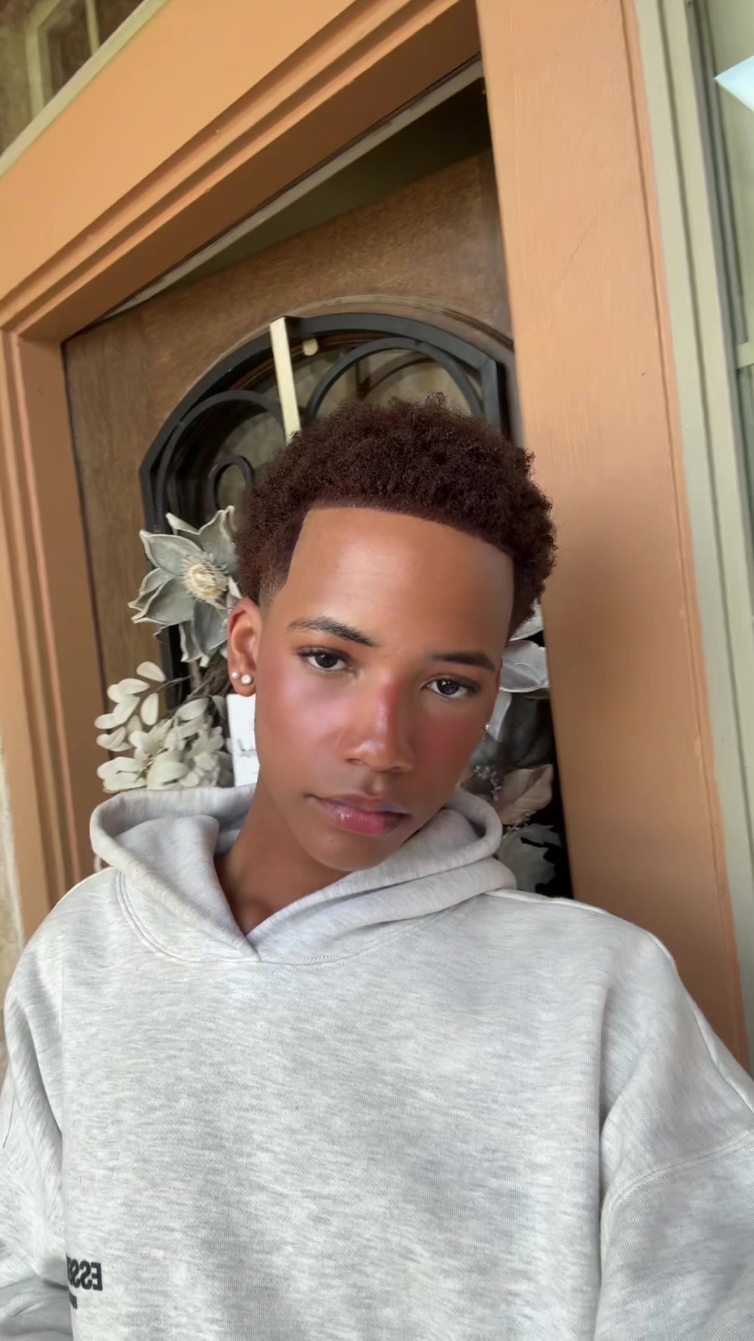 @🧁🪽