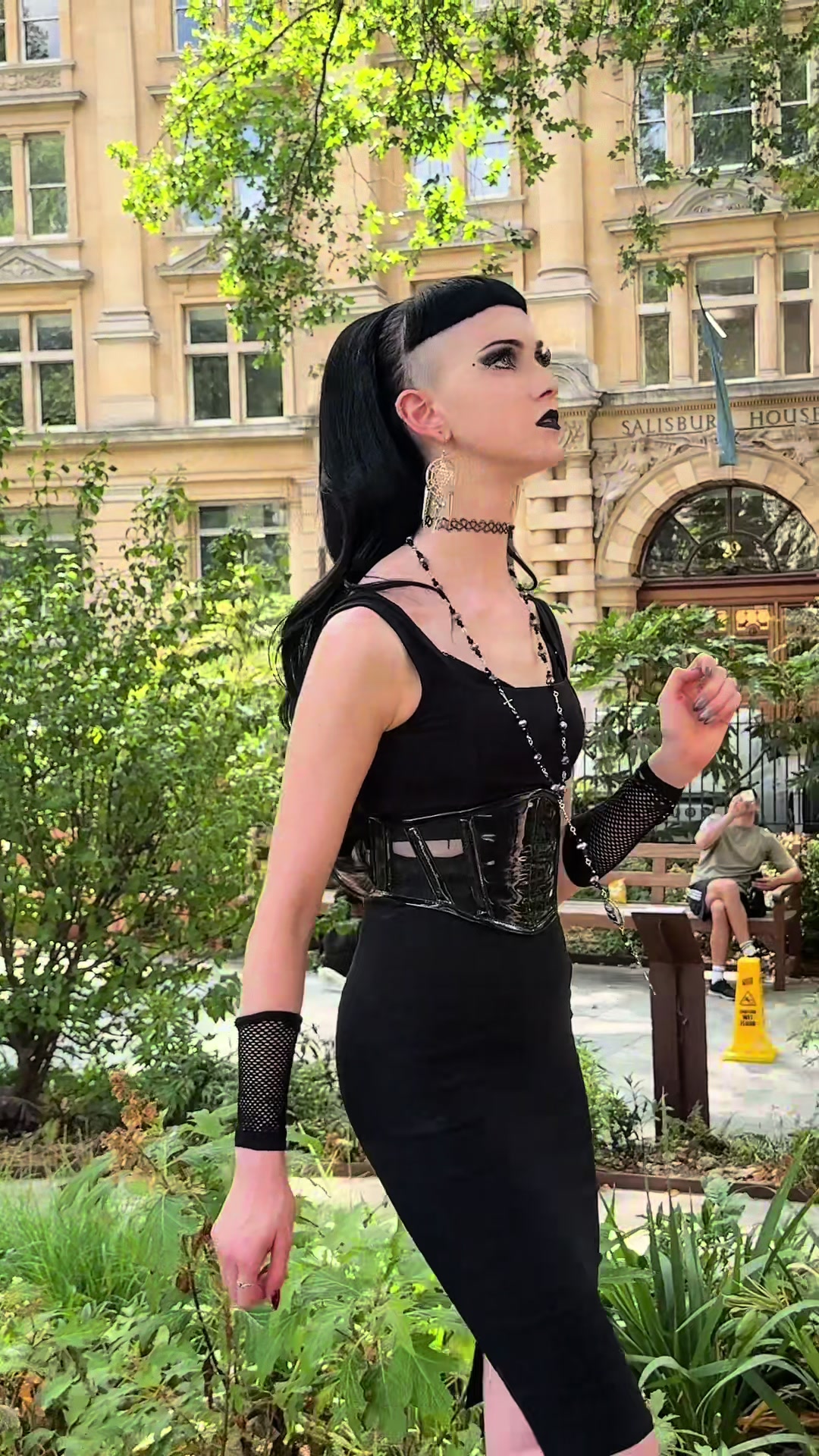 @Bèvellystrange