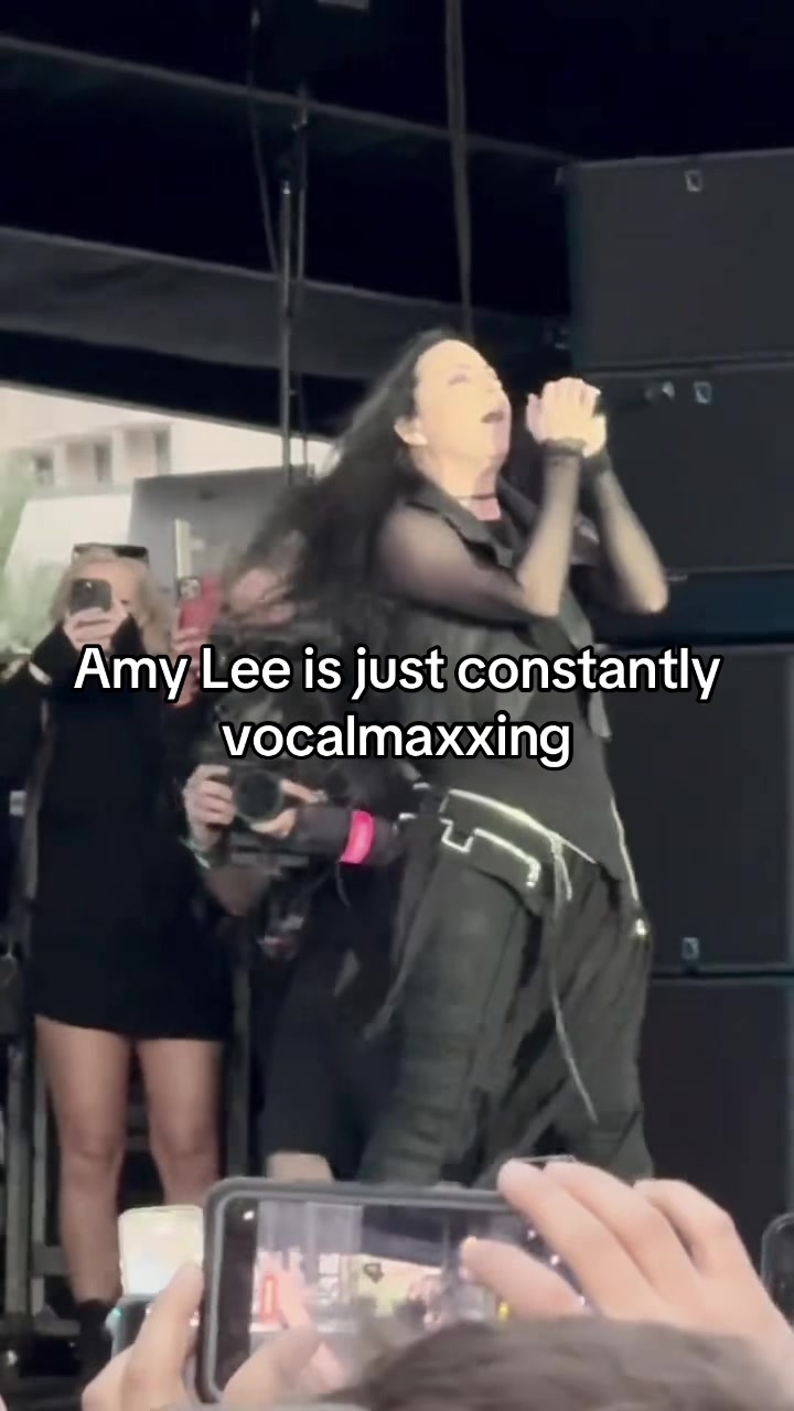 @Amy Lee Universe • Fan Page