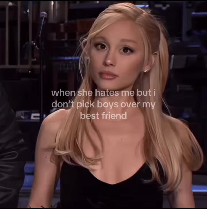 @⃟