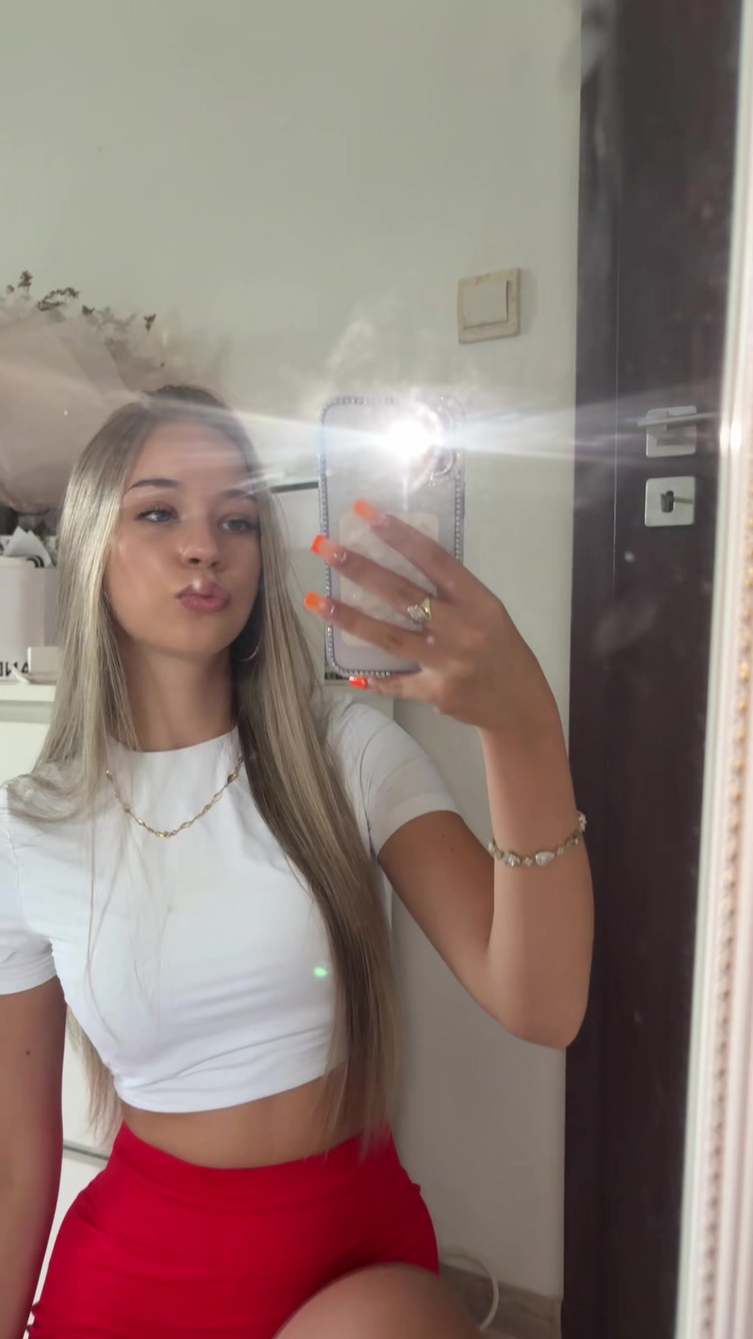 @𝓥𝓲𝓿𝓲𝓮𝓷