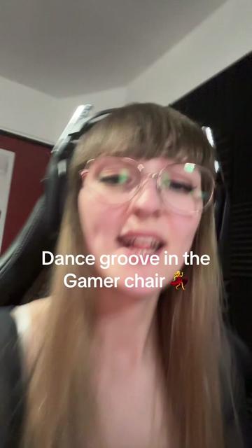 @JustJazzyBee