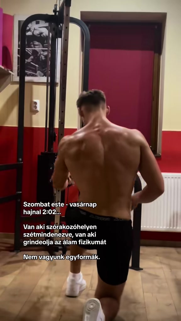 @Moln&aacute;r Andr&aacute;s