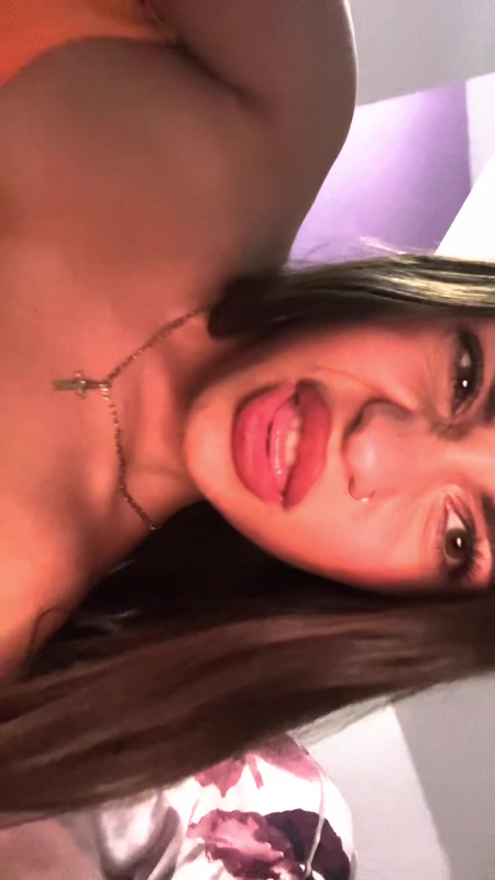 @Donika Purrini