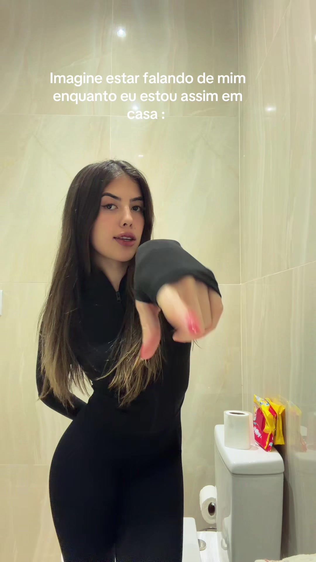 @Lo
