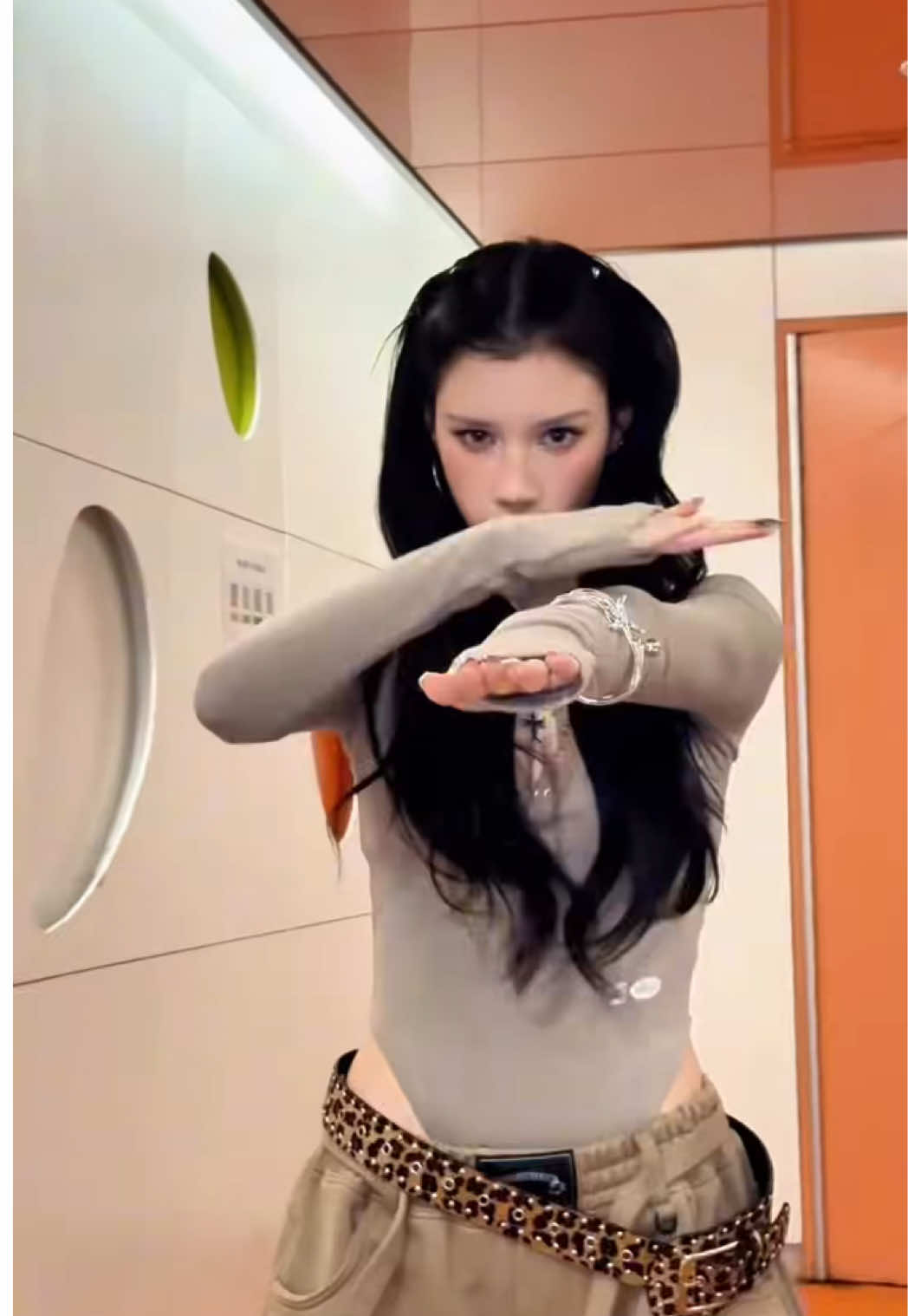 @๐๐๐ฃ๐ฃ๐