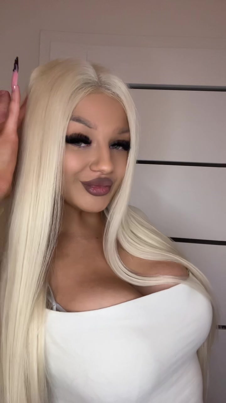 @avevikii