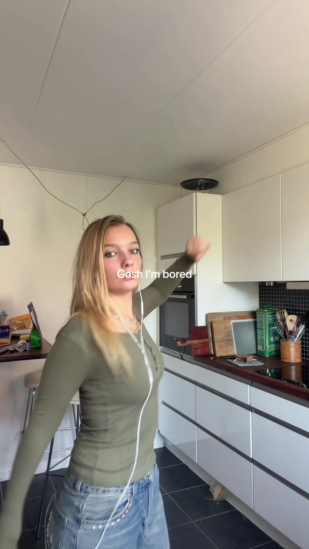 @Eja