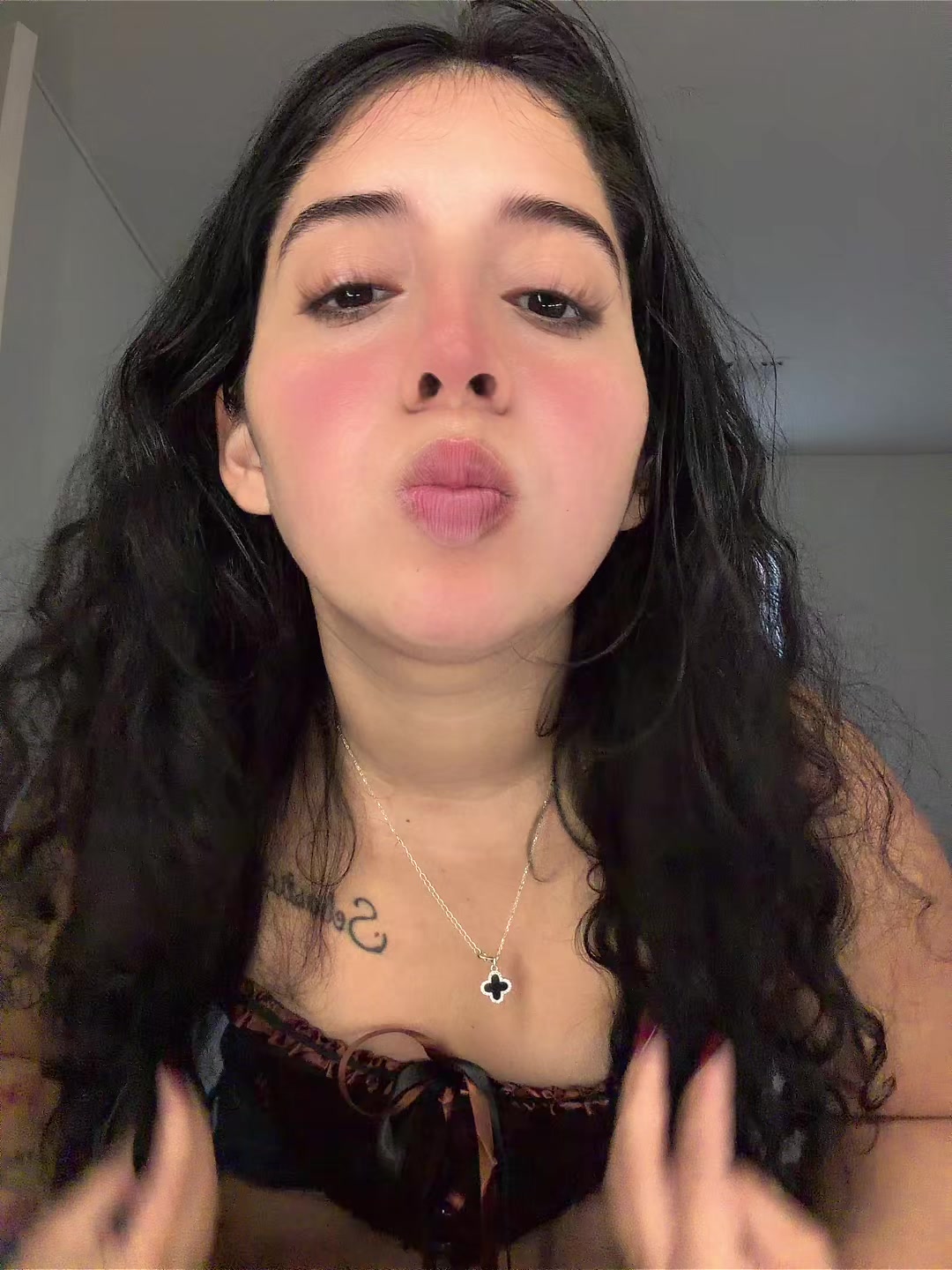 @Cami