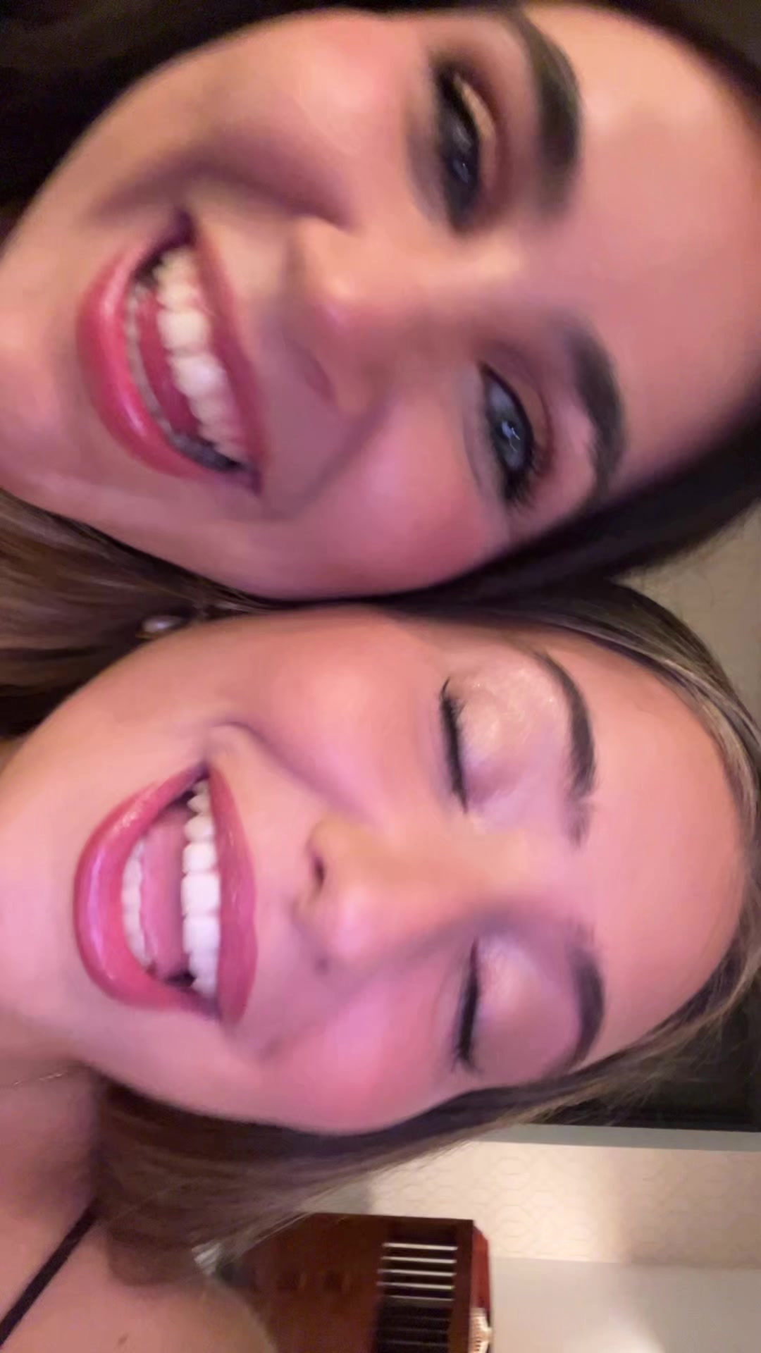 @Inesxu