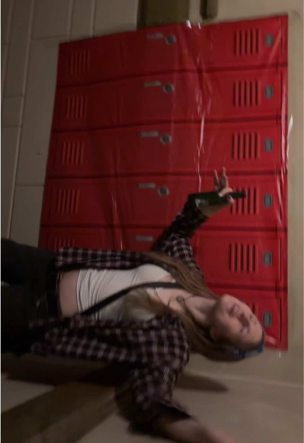 @T