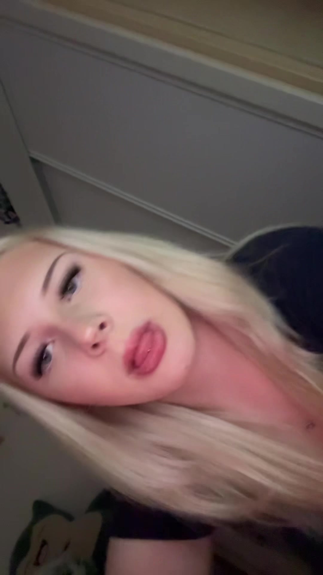 @𝓪𝓰𝓷𝓮𝓼😽