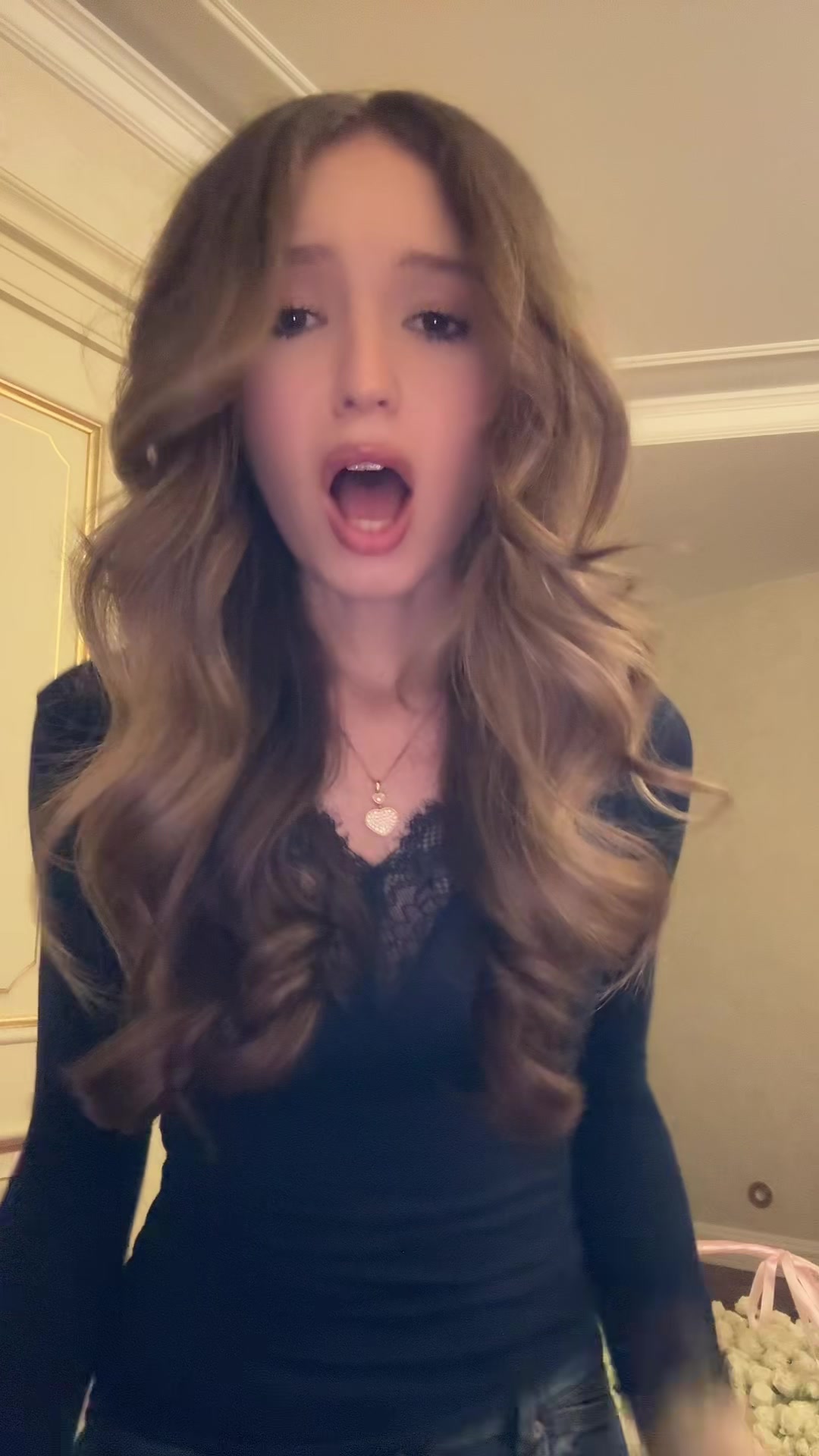@anna