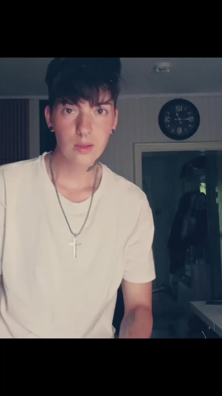 @Kingslowly