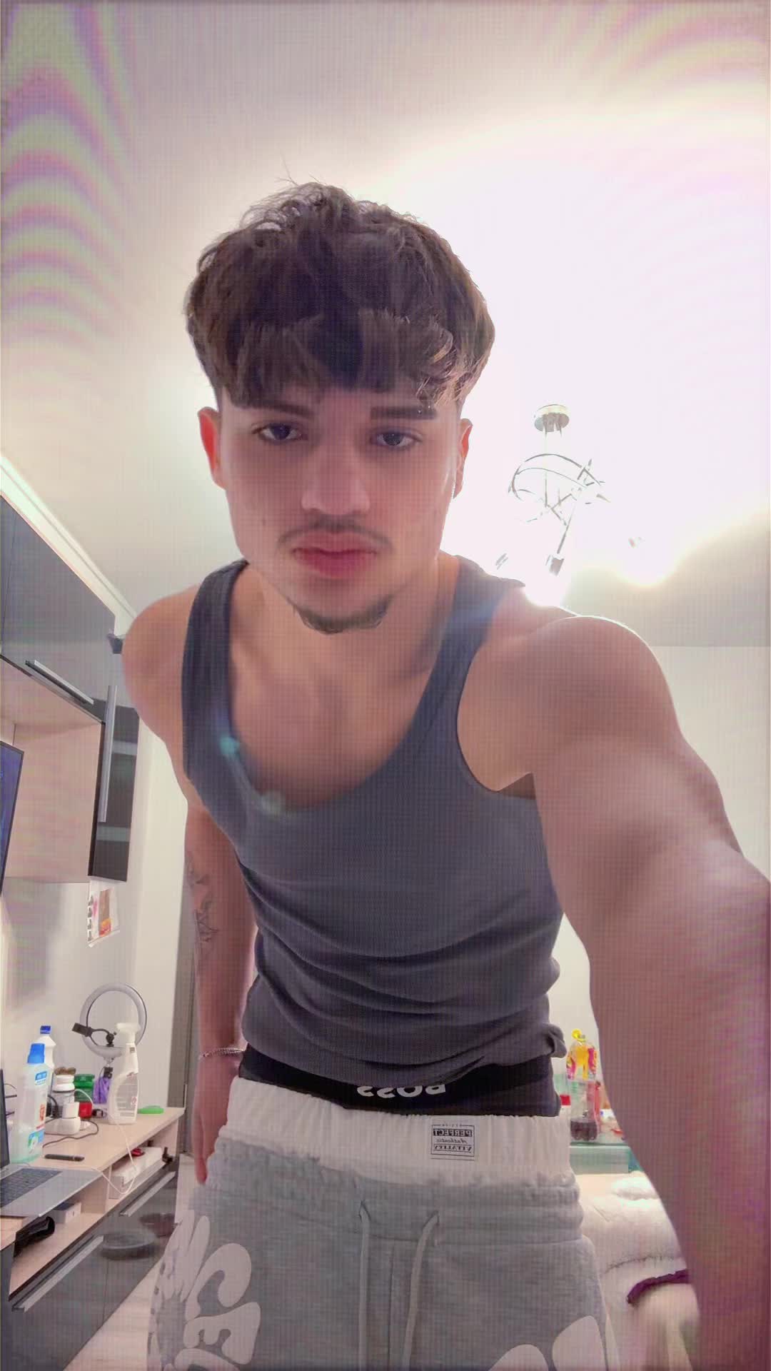 @mateyy21