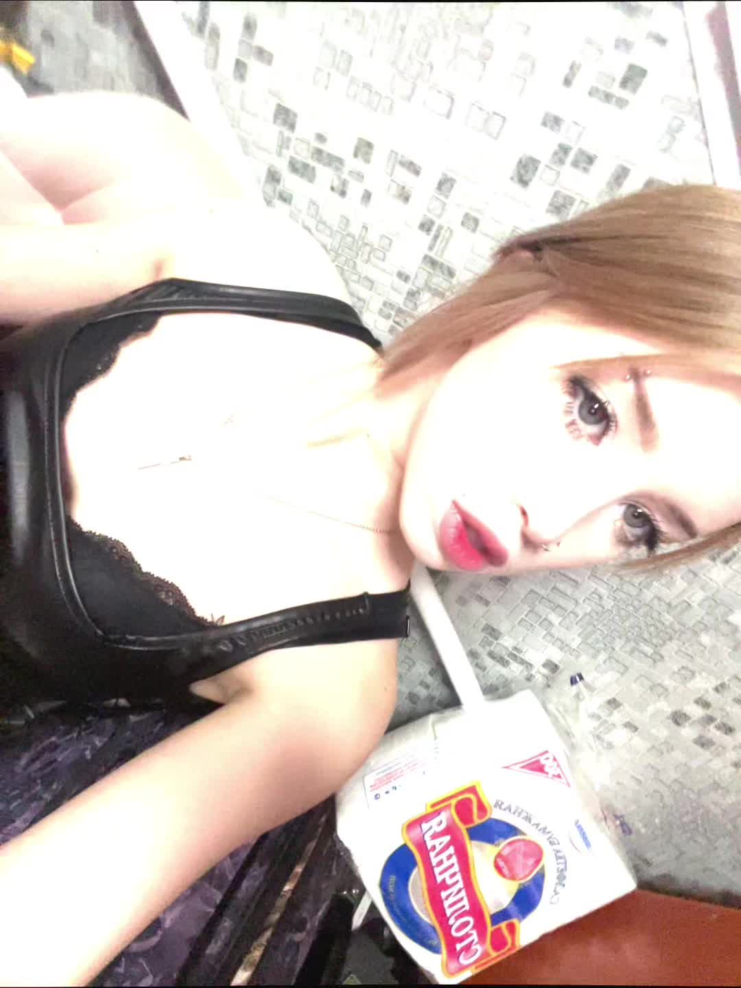 @anarxiaq🩸