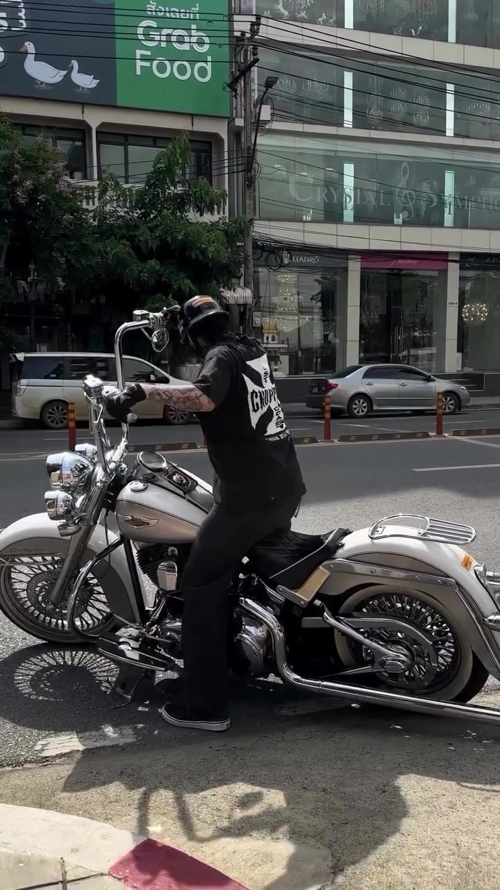 @Harley_Davidson_Lifestyle