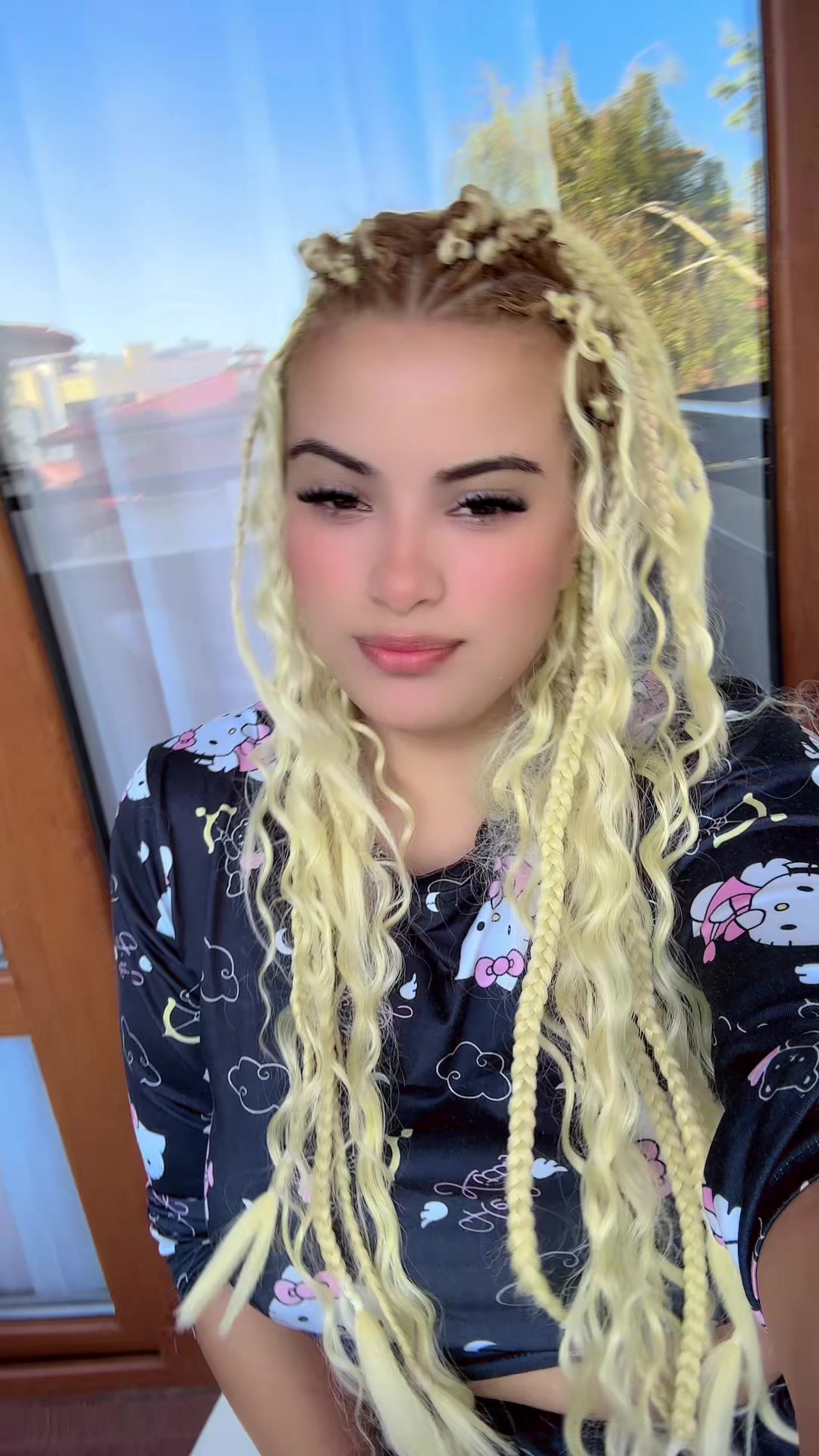 @Lara