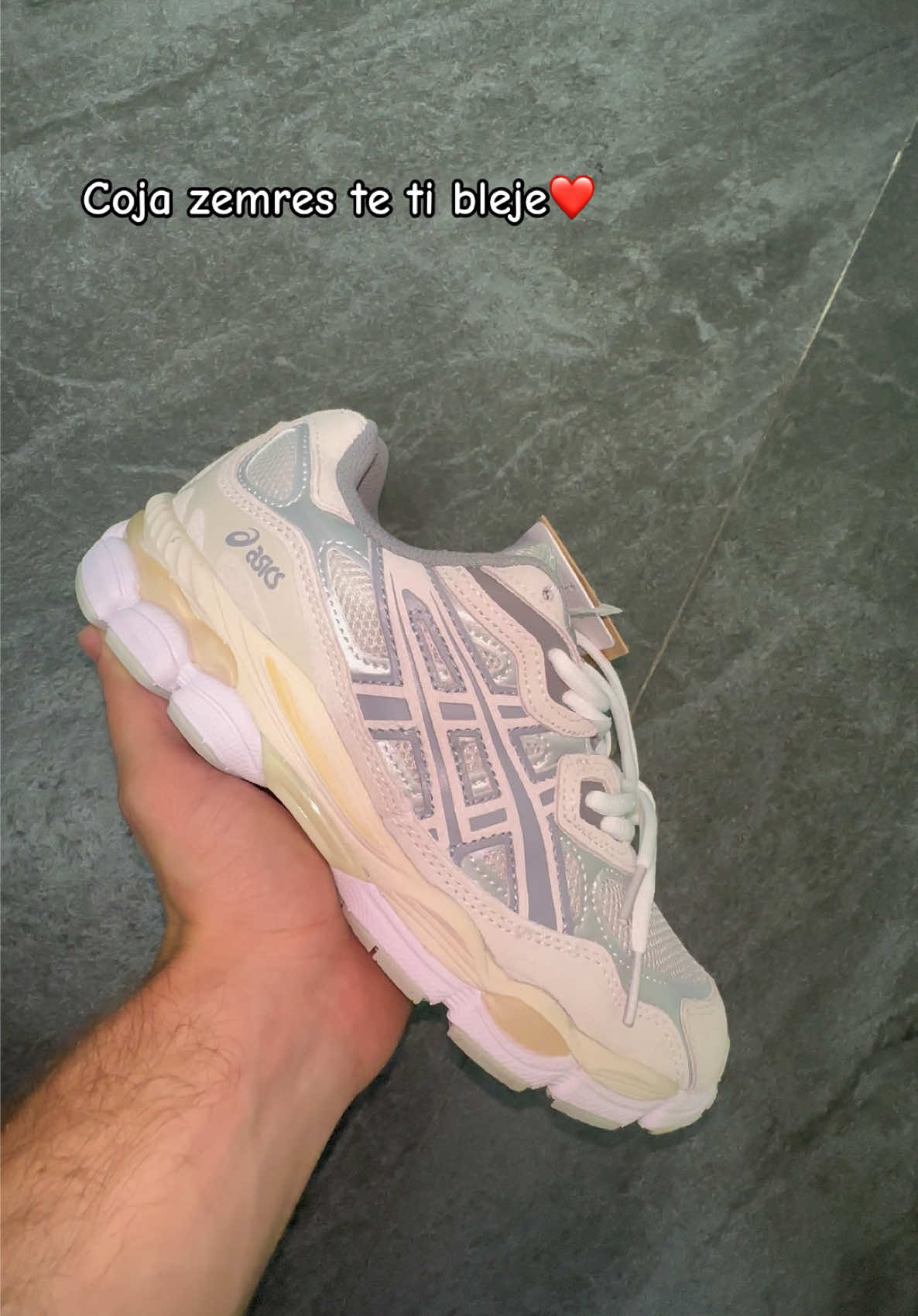 @erkicks.al