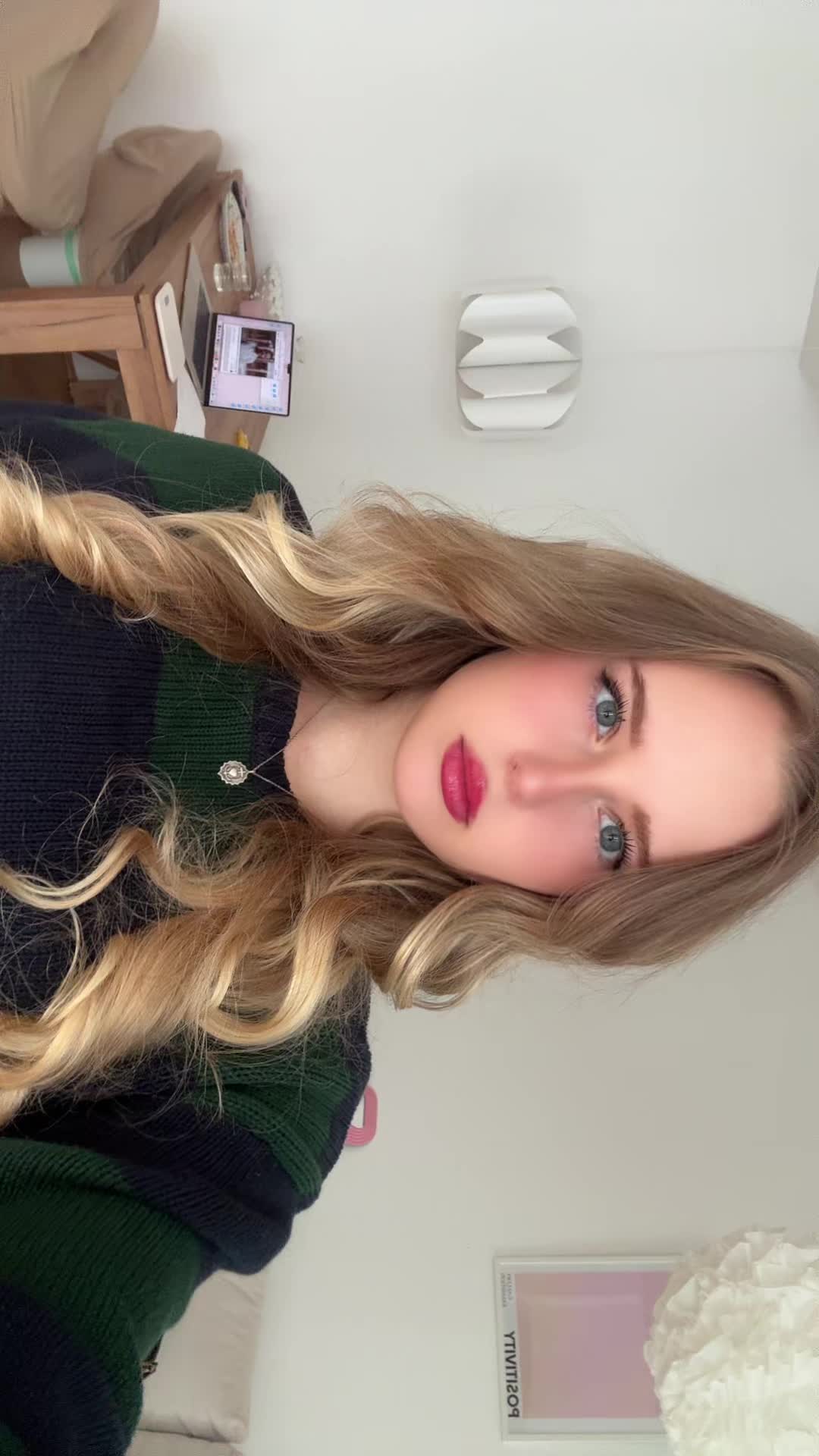 @julia