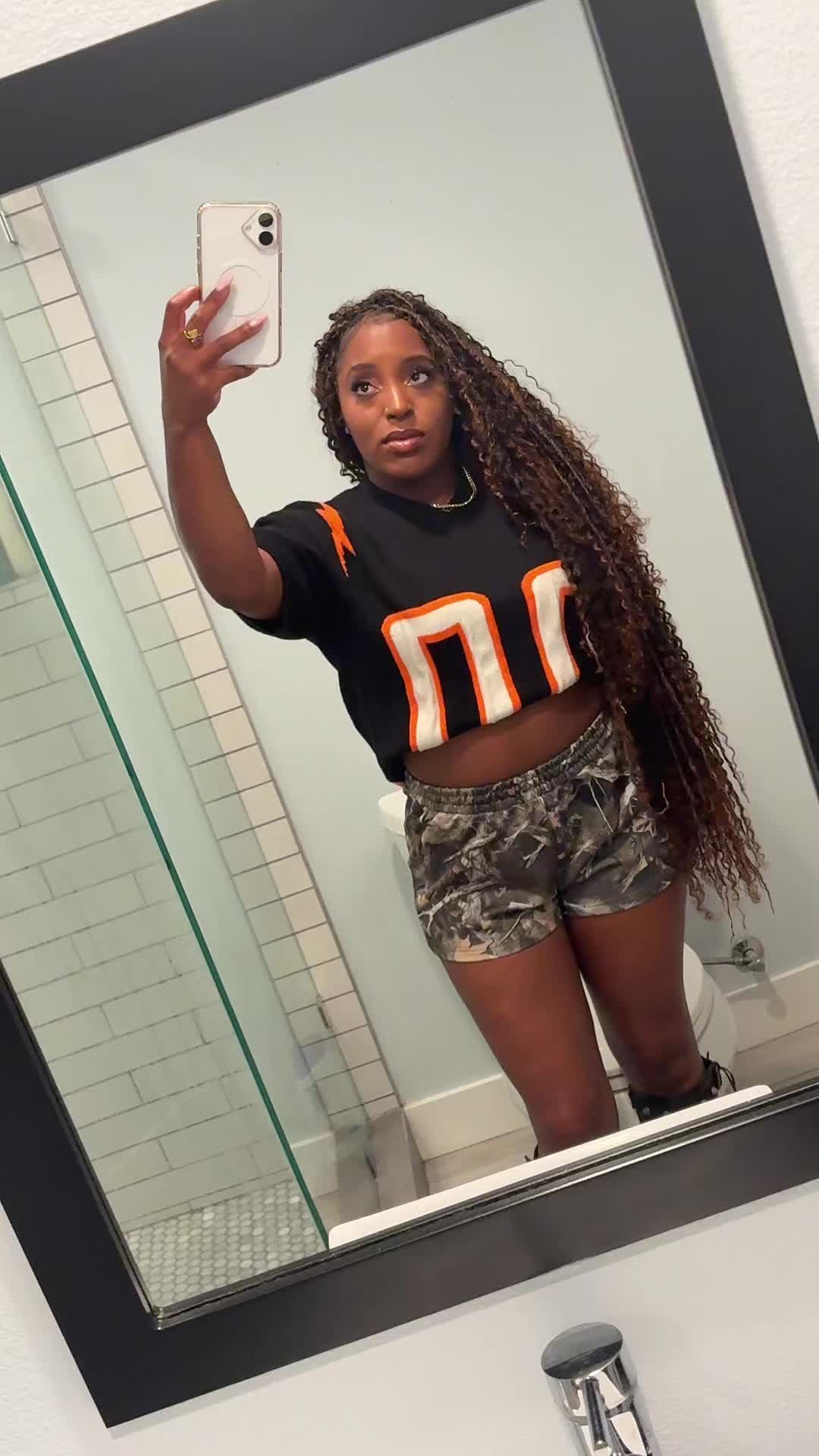 @MyMy