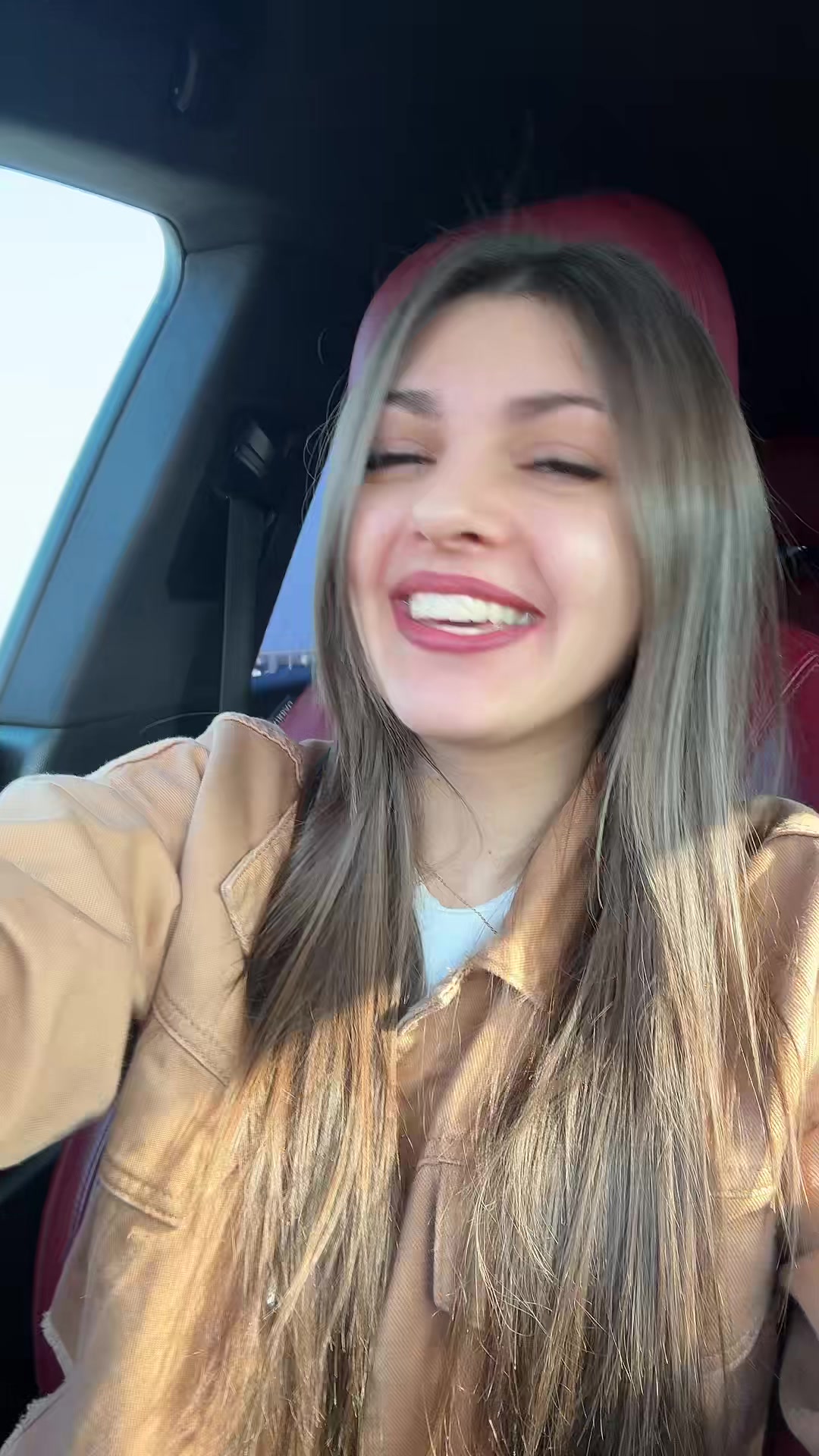 @Daniela Scarabnuta