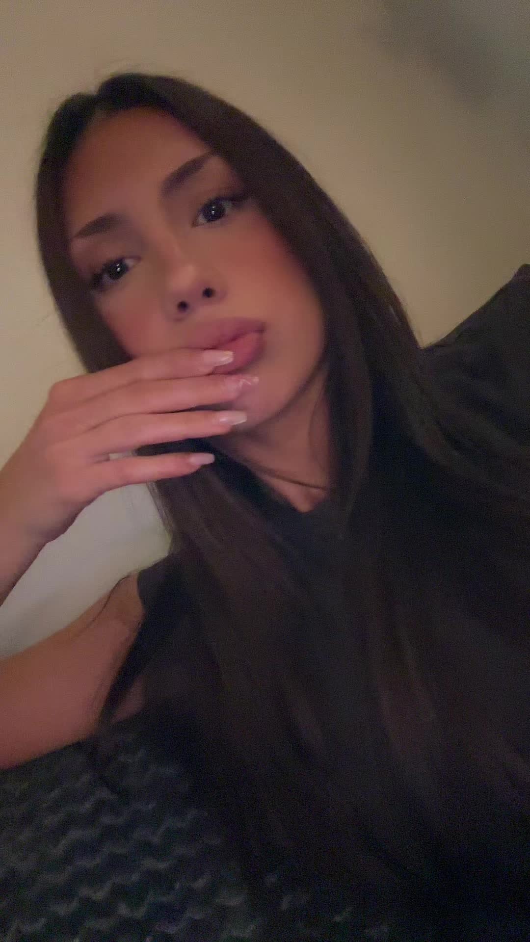 @T