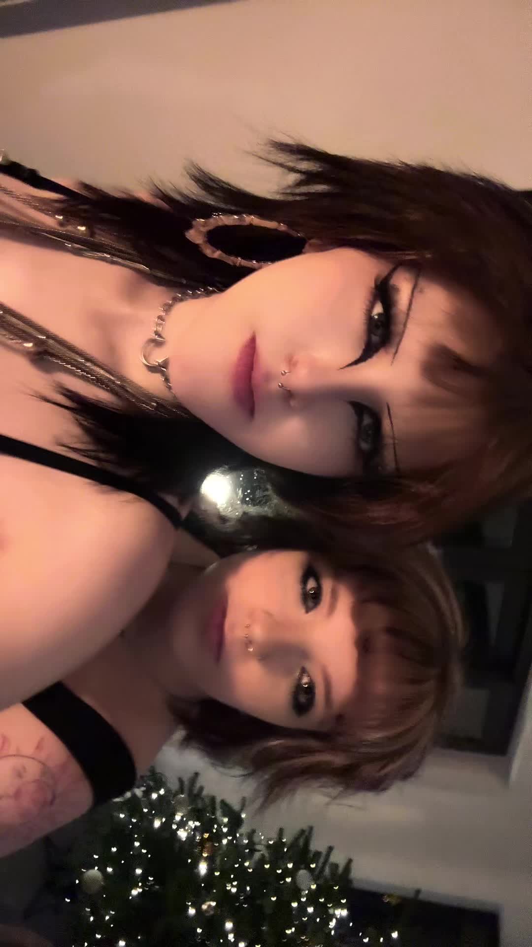 @Gothic.Fox