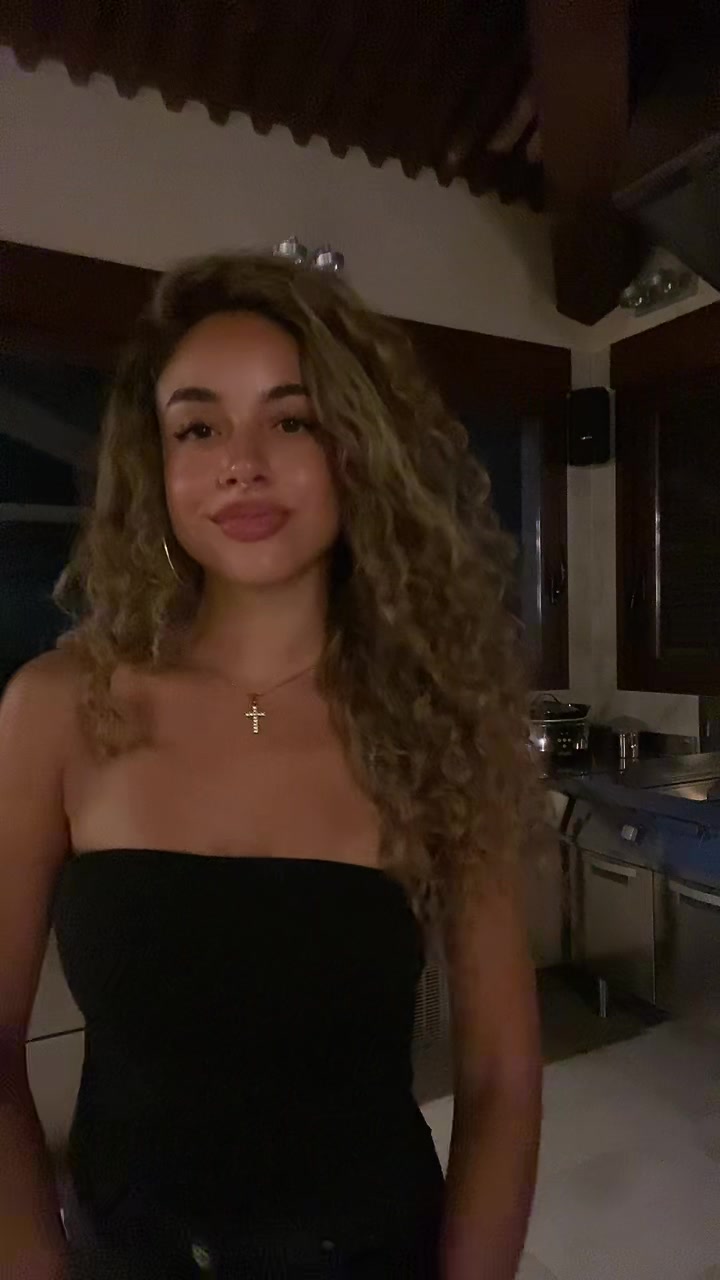 @Valentina 👸🏽