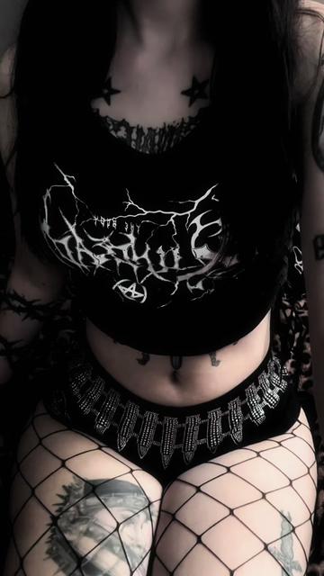 @𝓓𝓪𝓲𝓼𝔂🦇